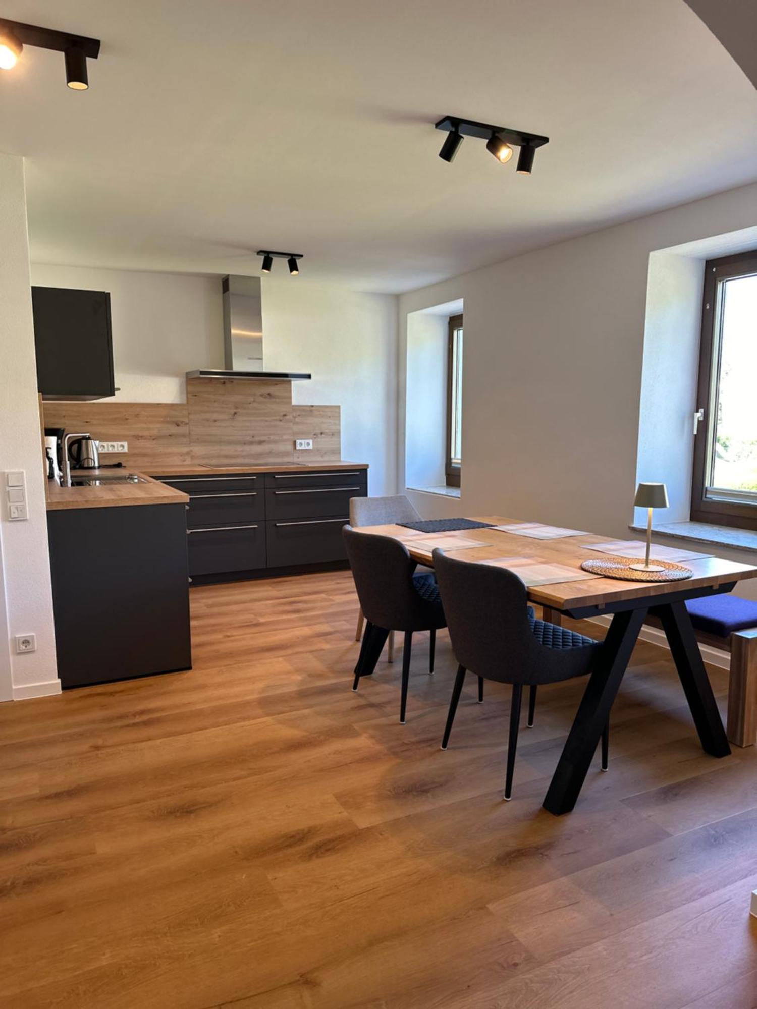 Moselappartements By Weingut Marco Adamy Lösnich 외부 사진